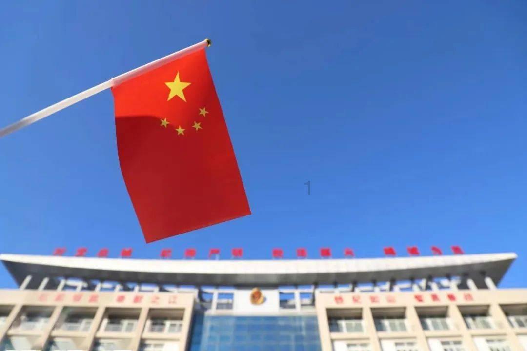逃出上锁的现代房间3